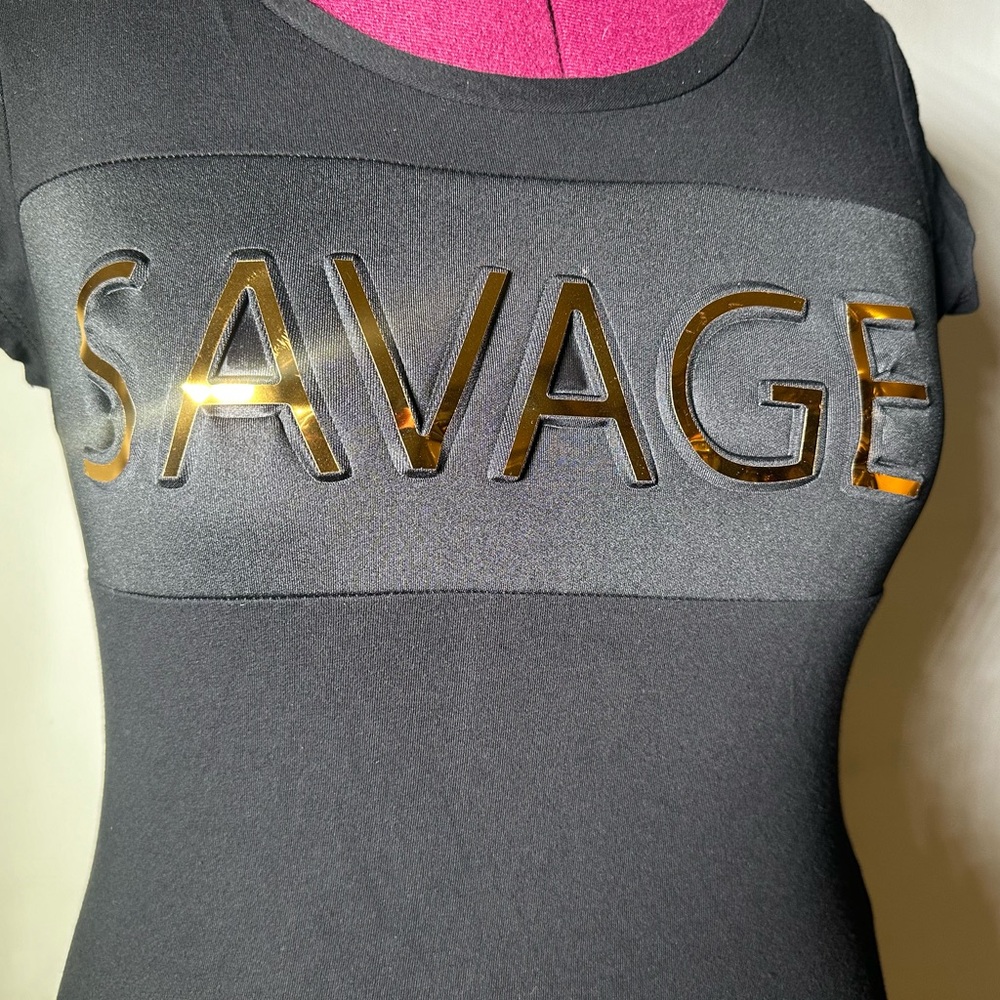 RED FOX “Savage” Gold Foil Accented Logo Short Sleeve Bodycon Tee